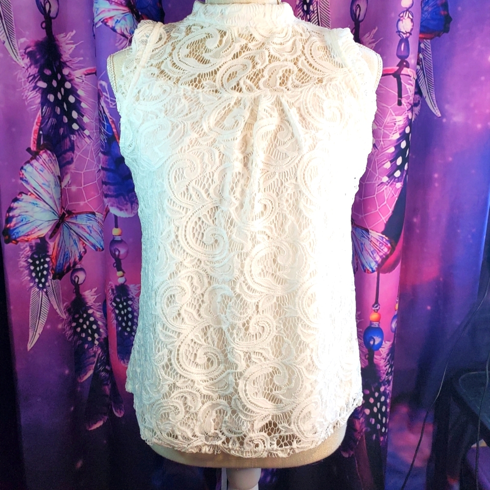 Beautiful dress sleeveless blouse